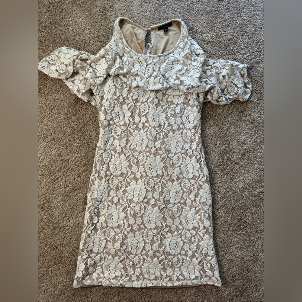 Ella Moss Beige Lace Dress